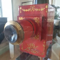 Visite de l'exposition « 200 ans d'images animées » de la lanterne magique au cinéma numérique