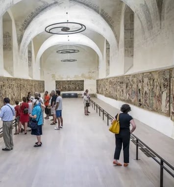Visite guidée des tapisseries de l'abbaye